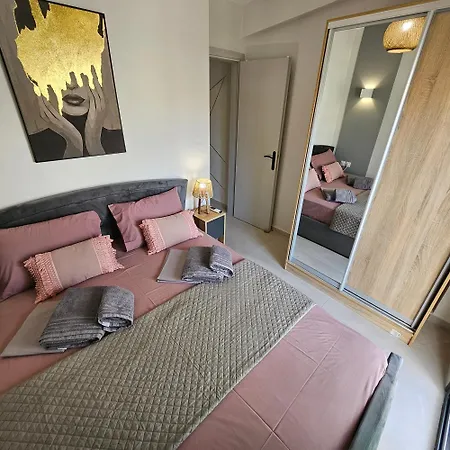 公寓 Z8centralapartmentnearthesea Ofrínion